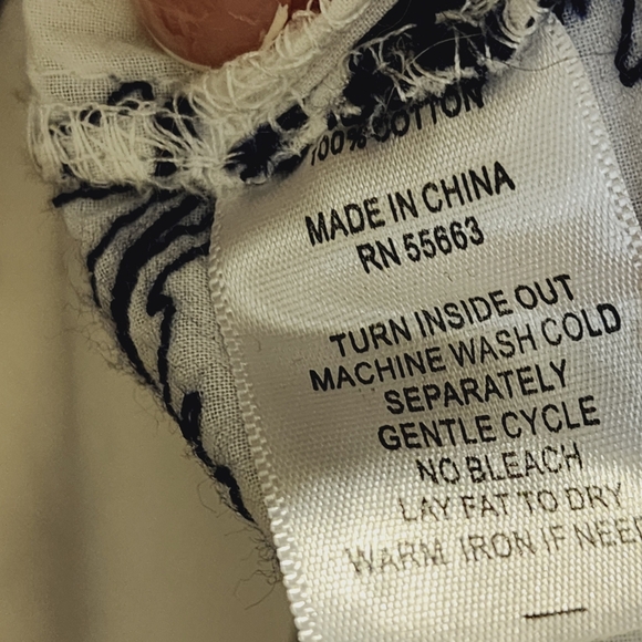 FORCYNTHIA Beachwear white and Navy Blue Embroidered Roll Up Sleeves top XL - Picture 9 of 11